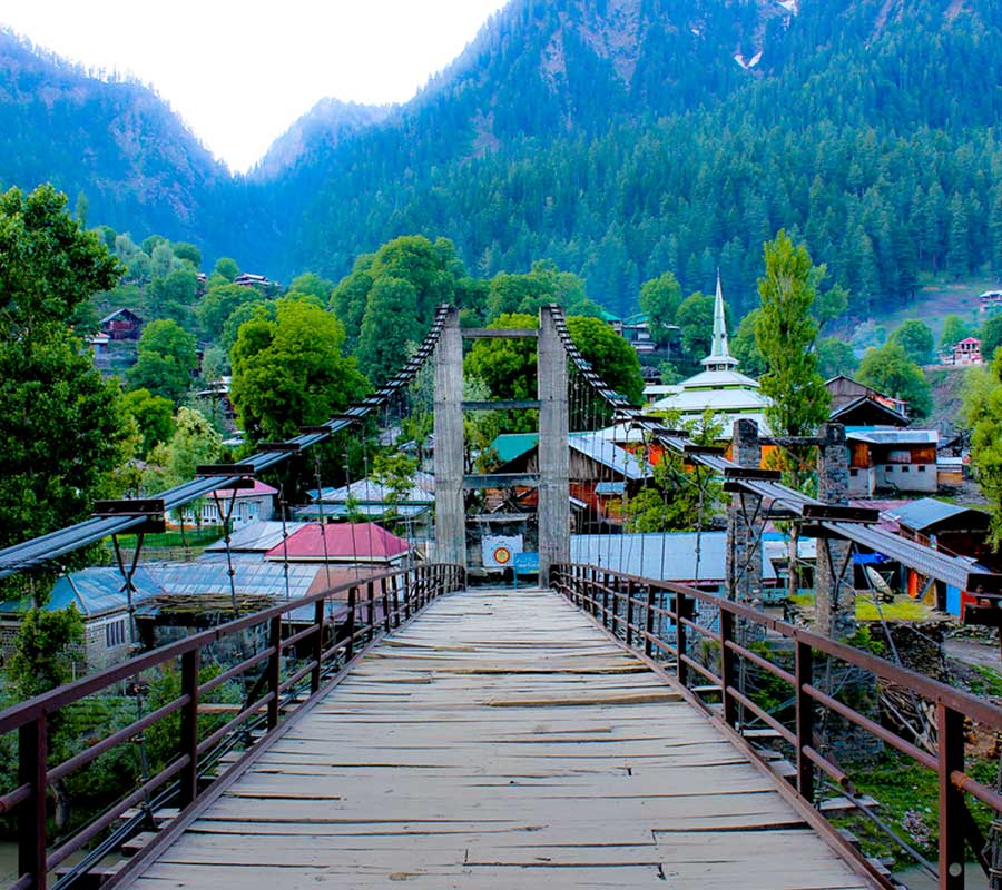 Ratti Gali Lake, Karen, Sharda, Arang Kel, Tao Butt